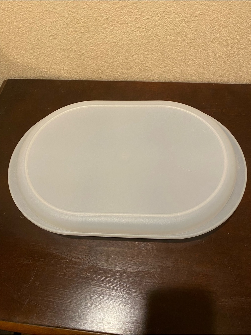 VTG Tupperware Blue PRELUDIO Watercolor Serving Oval Divided Serving Tray w/Lid - Picture 10 of 14